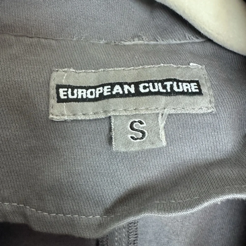 European Culture 📋 description